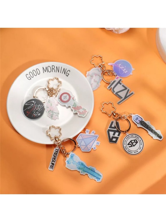 Stray Kids, Ateez, ITZY,...